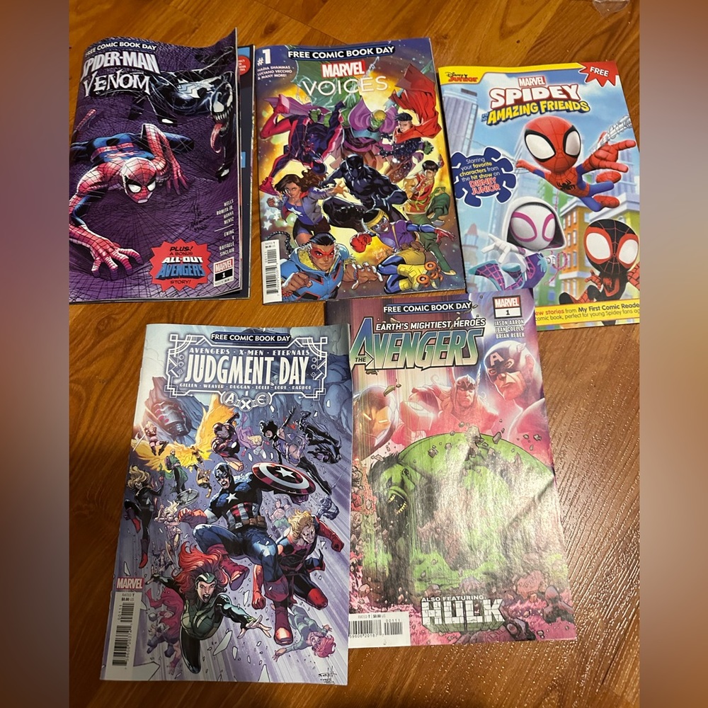 Limited Edition Comic Book Day Books Bundle